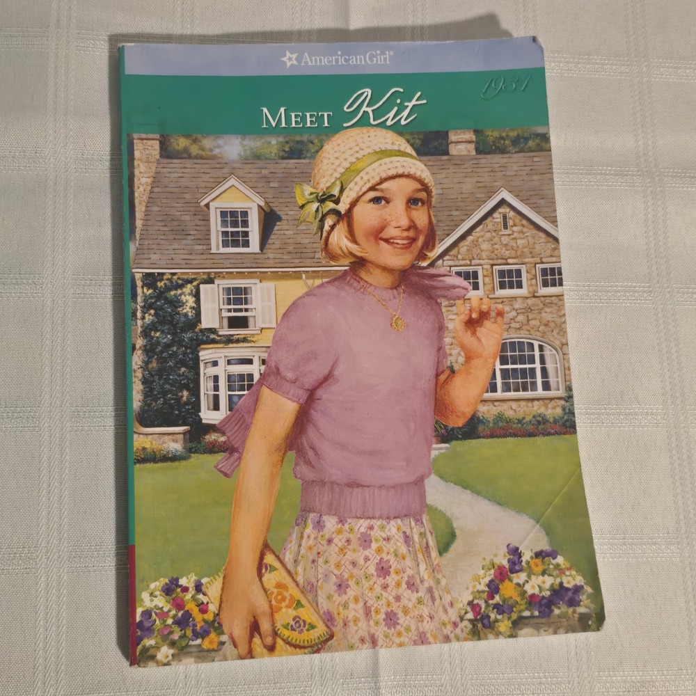 American Girl Meet Kit Kittredge Paperback Book 1934 Historical Fiction Kids